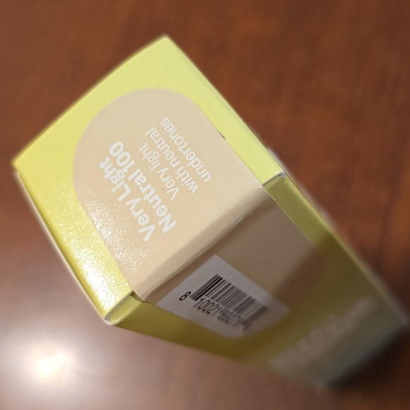 Kosas Revealer Skin-Improving Foundation in Very Light Neutral 100 - NEW - Picture 3 of 8